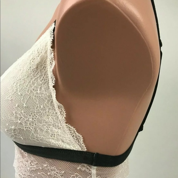 Victoria's Secret Long Lined Lace Bralette - Picture 4 of 7
